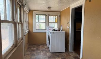 711 E Walnut St, Altus, OK 73521