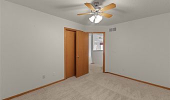 838 Lindsay Ct SW, Altoona, IA 50009