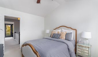 507 Village Loop Dr, Apex, NC 27502