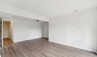 4906 VAN WALBEEK Pl, Annandale, VA 22003