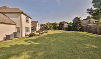 82 LAKEPOINTE Cv, Atoka, TN 38004