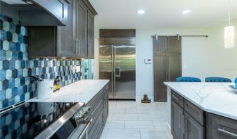18220 ELMWOOD Dr, Alva, FL 33920