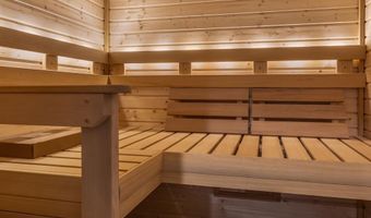 629 N LINCOLN St N, Arlington, VA 22201