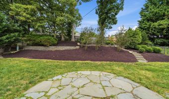 12410 ROCKLEDGE Dr, Bowie, MD 20715