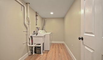 163 Valley View Dr, Abingdon, VA 24210