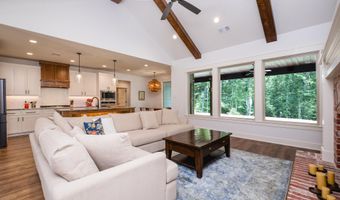 4032 Eagle Valley Dr, Benton, AR 72019