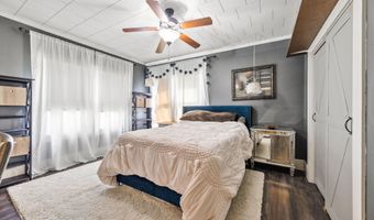 208 S Guegnon St, Abbeville, LA 70510