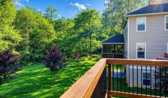 7313 BYRNELEY Ln, Annandale, VA 22003