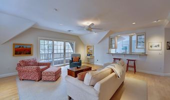 100 Shepards Cove Rd H301, Kittery, ME 03904