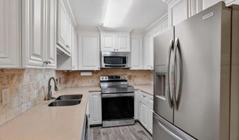 27207 Plantation Dr NE, Atlanta, GA 30324