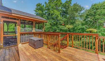 45 E Clement Rd, Bridgewater, NH 03222