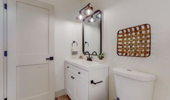 223 Sierra Dr SE C1, Albuquerque, NM 87108