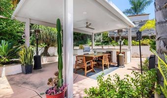 10162 Sierra Madre Rd, Spring Valley, CA 91977