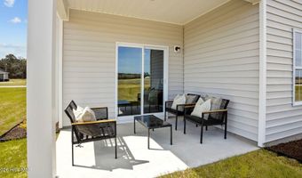 1110 Aviator Ln, Ayden, NC 28513