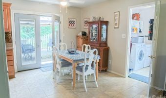 121 Wicklow Dr, Asheville, NC 28806