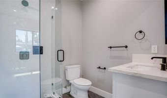 6250 Lindley Ave, Encino, CA 91316