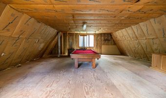 77 Knowles Rd, Belgrade, ME 04917