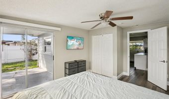 520 FAIRFAX Ln, Apollo Beach, FL 33572