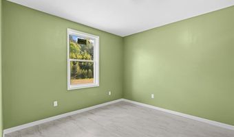 832 NW Snow Springs Rd, Adairsville, GA 30103