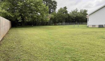 70 Damien Dr, Albertville, AL 35951