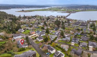 320 SOUTH St, Astoria, OR 97103