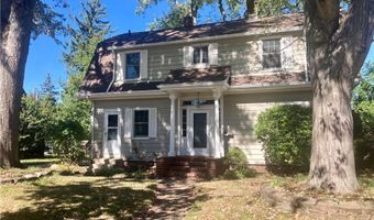 227 Crescent Dr, Akron, OH 44301
