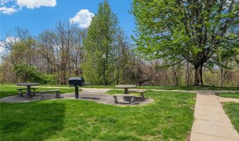 212 Adams Pointe Blvd 7, Adams Twp., PA 16046