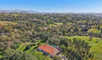 707 S Live Oak Park Rd, Fallbrook, CA 92028