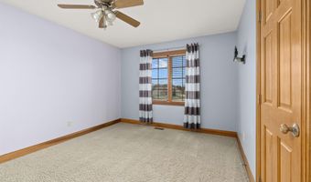 1201 Phaeton Way, Auburn, IN 46706