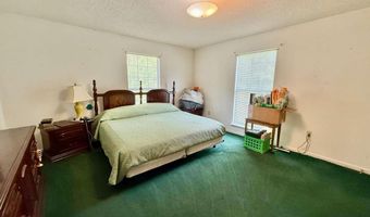 916 Randall Whiddon Dr, Ashburn, GA 31714