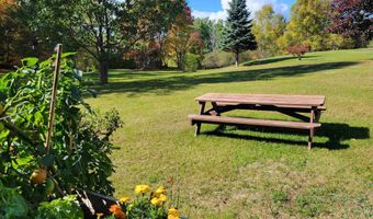 6 Farley Ln, Berlin, NH 03570