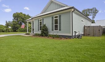 329 Saint George St, Bay St. Louis, MS 39520