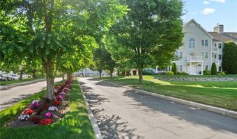 60 Saw Mill Dr 301, North Kingstown, RI 02852