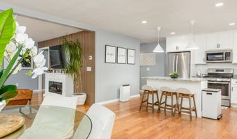 42 Chestnut St 11, Bethel, CT 06801