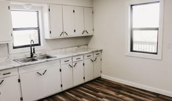 502 Bunch Ave, Ava, MO 65608