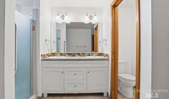 2488 E E Tiger Lily Dr, Boise, ID 83716