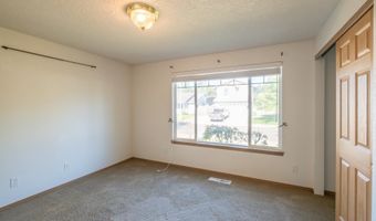 746 NW DESERT PINE St, Albany, OR 97321