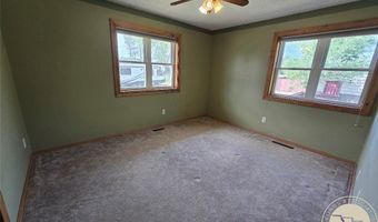 309 W Kewanee Ave, Baker, MT 59313