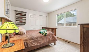 1165 W Winnie Ln, Carson City, NV 89703