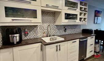 5291 Colodny Dr 5, Agoura Hills, CA 91301