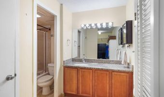 2500 N VAN DORN St 517, Alexandria, VA 22302
