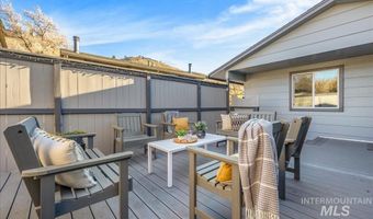 4955 N Bitterbrush Dr, Boise, ID 83703