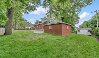 175 Highland Dr, Amherst, NY 14221
