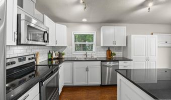 8920 W Donnybrook Dr, Boise, ID 83709