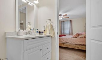 1744 Parkview Dr, Bedford, IN 47421