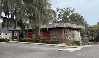 960 Ribaut Rd B, Beaufort, SC 29902