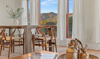 206 Hondo Seco Rd, Arroyo Seco, NM 87514