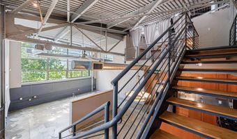 400 Village Pkwy NE 110, Atlanta, GA 30306