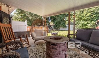 702 S Presley St, Atmore, AL 36502