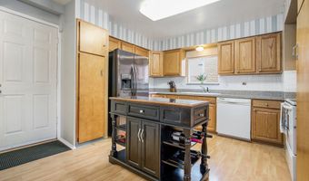 2388 Nixon Rd, Ann Arbor, MI 48105